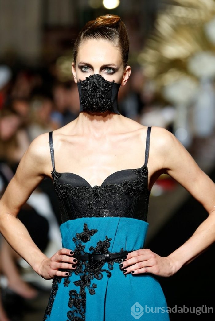 Paris Haute Couture Moda Haftası'nda 'maskeli balo'