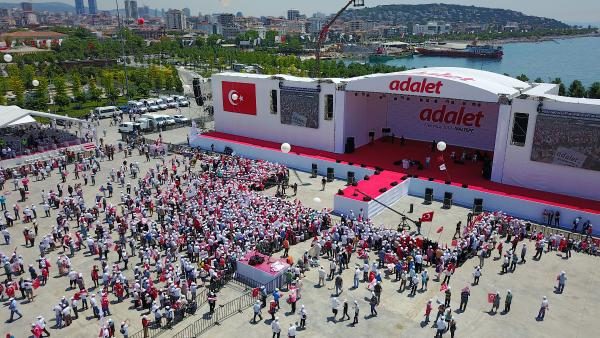 İstanbul'da Adalet Mitingi