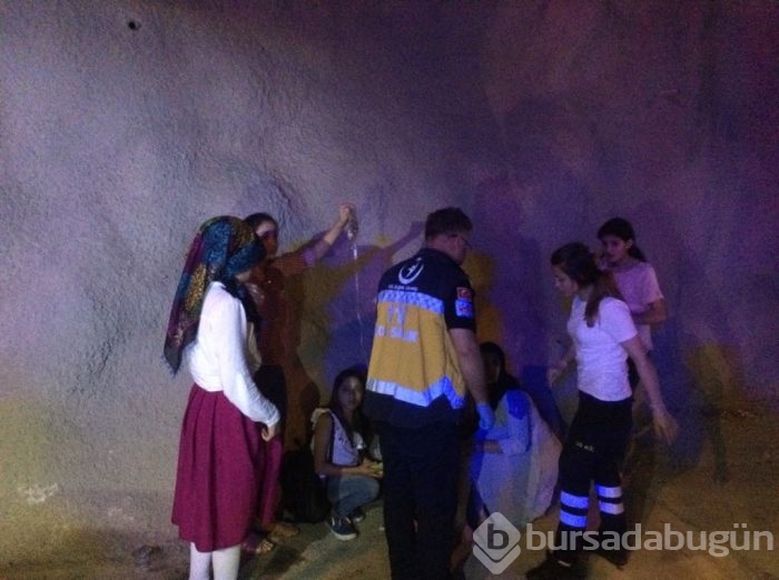 Bursa'da feci kaza: 2 ölü, 16 yaralı 
