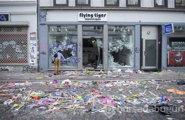 Hamburg'daki G20 protestoları 2. gününde de aralıksız sürdü: Çatışma, yağma, gözaltı