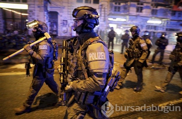 Hamburg'daki G20 protestoları 2. gününde de aralıksız sürdü: Çatışma, yağma, gözaltı