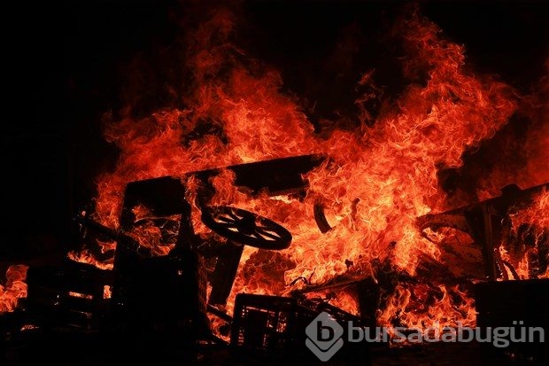 Hamburg'daki G20 protestoları 2. gününde de aralıksız sürdü: Çatışma, yağma, gözaltı