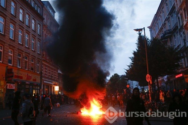 Hamburg'daki G20 protestoları 2. gününde de aralıksız sürdü: Çatışma, yağma, gözaltı