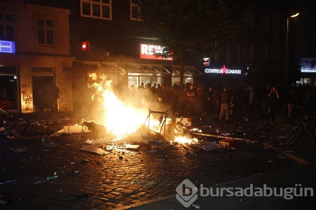 Hamburg'daki G20 protestoları 2. gününde de aralıksız sürdü: Çatışma, yağma, gözaltı