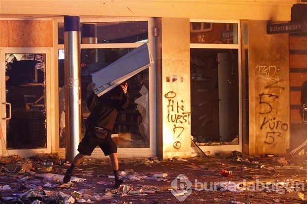 Hamburg'daki G20 protestoları 2. gününde de aralıksız sürdü: Çatışma, yağma, gözaltı