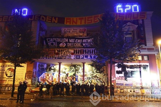 Hamburg'daki G20 protestoları 2. gününde de aralıksız sürdü: Çatışma, yağma, gözaltı