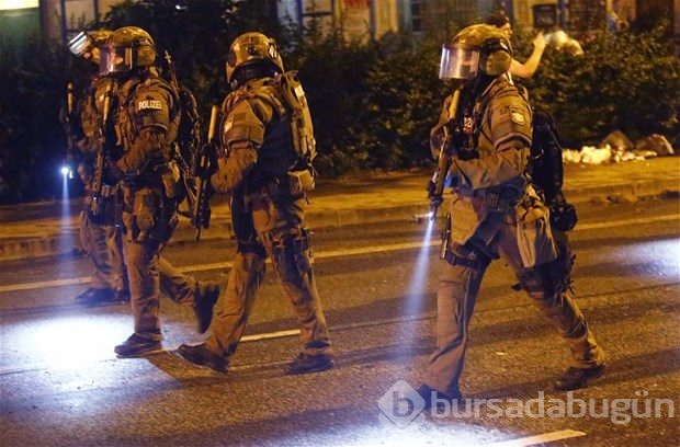 Hamburg'daki G20 protestoları 2. gününde de aralıksız sürdü: Çatışma, yağma, gözaltı
