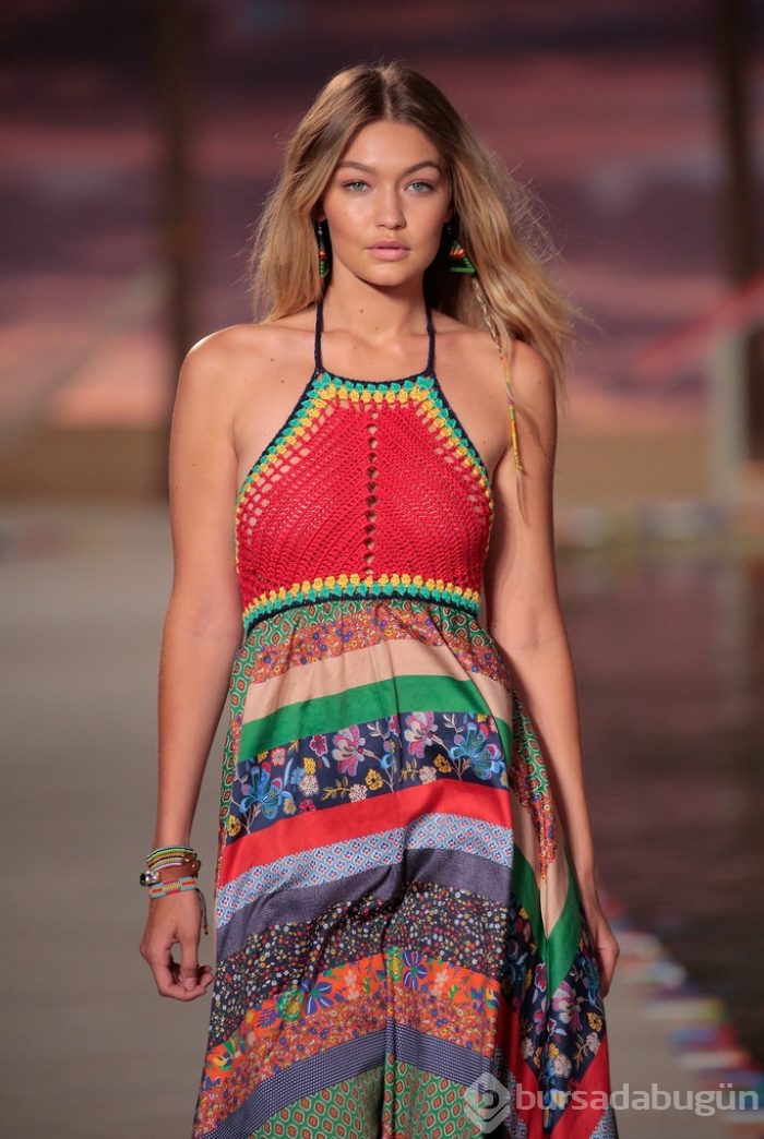 Podyumdan bir Gigi Hadid geçti