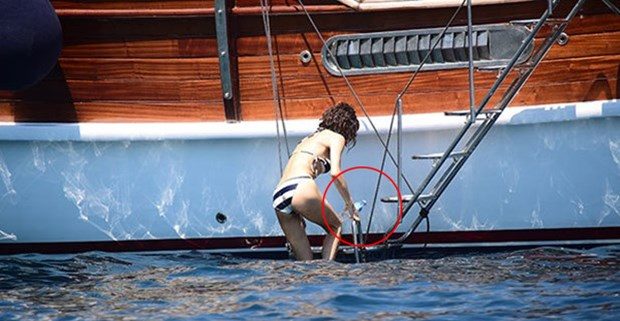 Beren Saat'in pet şişe hassasiyeti