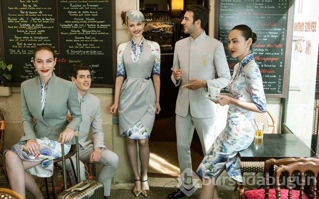 Çin havayolu hosteslerinin haute couture üniformaları