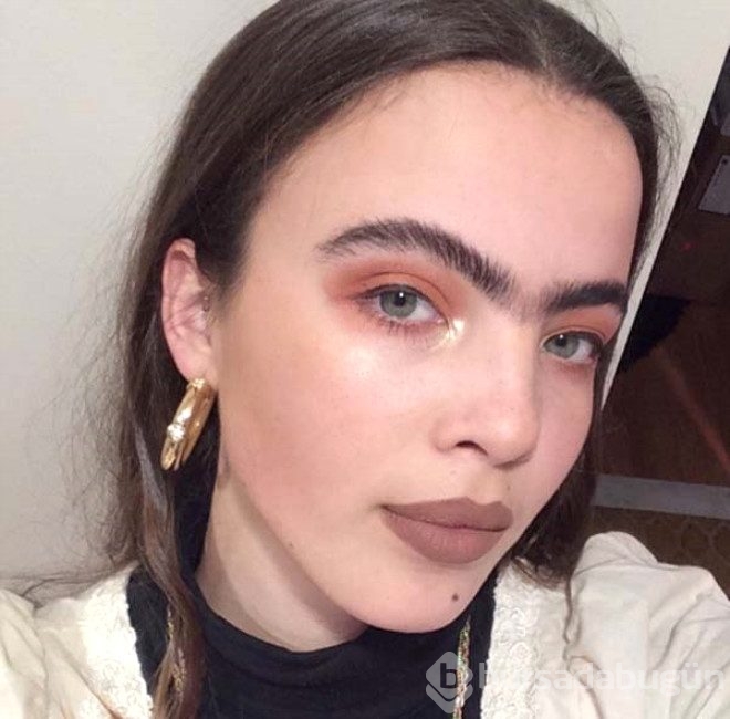 Sosyal medyada dalga geçilen tek kaşlı modele teklif yağıyor