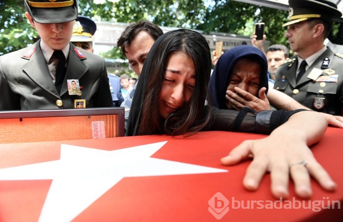 Bursa şehidini son yolculuğuna uğurladı	