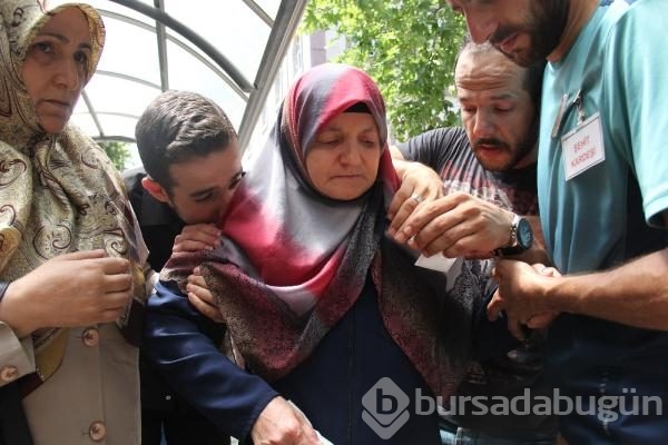Bursa şehidini son yolculuğuna uğurladı	