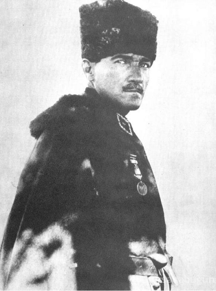Ulu Önderimiz Mustafa Kemal'e "Atatürk"ten Önce Önerilmiş 13 Soyad