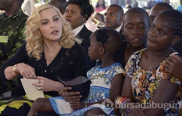Madonna'dan evlatlık çocuklarının ülkesinde hastane açtı