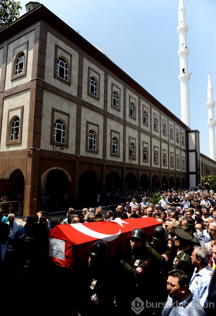 Bursa'da şehide son görev 