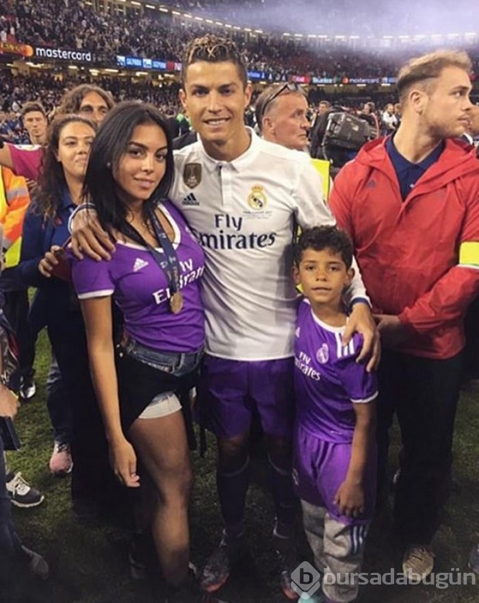 Ronaldo ailesi tatilde