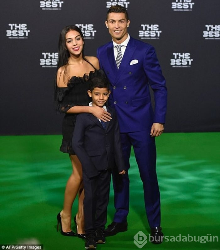 Ronaldo ailesi tatilde