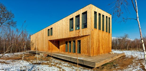 Kutluğ Ataman'ın Erzincan'daki evi iki uluslararası mimari ödül kazandı
