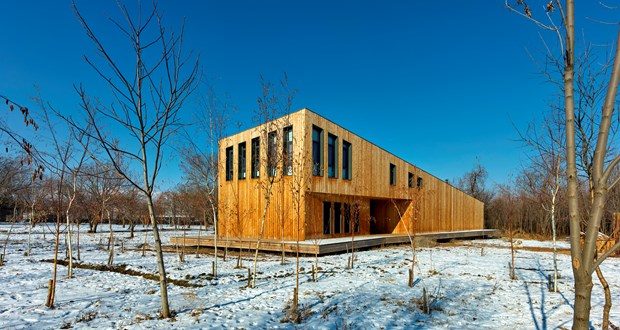 Kutluğ Ataman'ın Erzincan'daki evi iki uluslararası mimari ödül kazandı