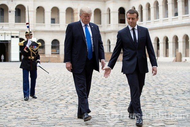 Macron, Trump için Eyfel Kulesi'ni kapattı