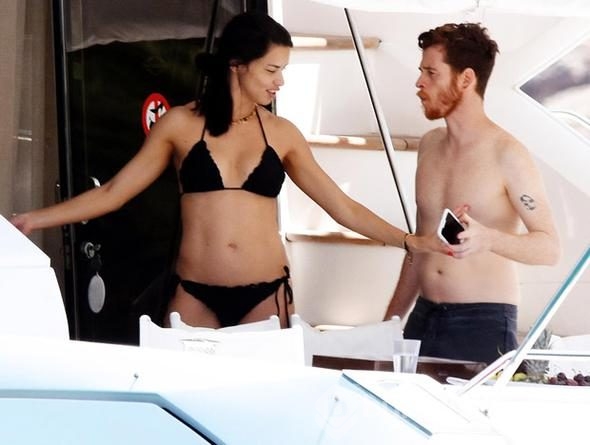 Adriana Lima ve sevgilisi Metin Hara, mavi yolculukta