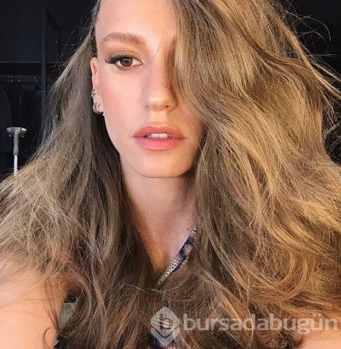 Serenay Sarıkaya nefes kesti