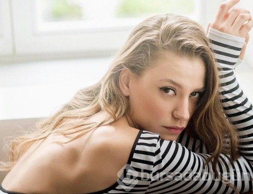 Serenay Sarıkaya nefes kesti