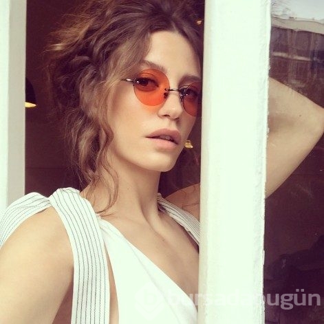 Serenay Sarıkaya nefes kesti