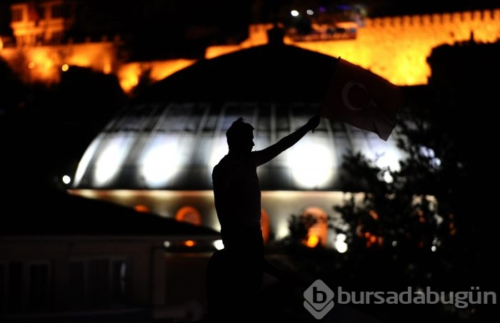 Bursa ayakta! İşte o 'an'lar...