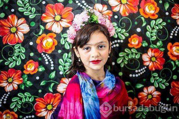 Frida Kahlo'yu taklitleriyle andı