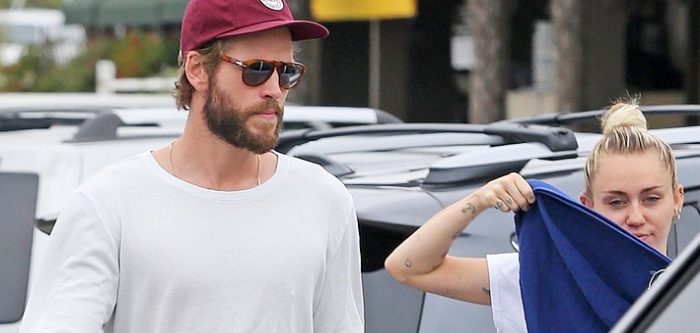 Miley Cyrus & Liam Hemsworth, Malibu'da Görüntülendi 