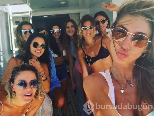 Bekarlığa kız kıza veda