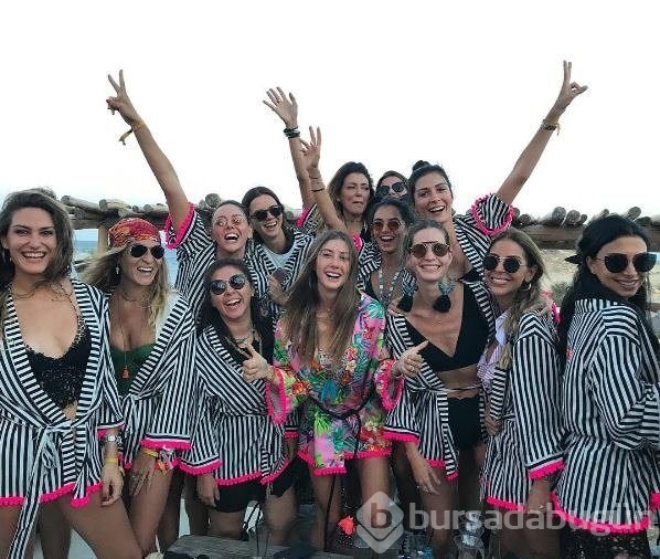 Bekarlığa kız kıza veda
