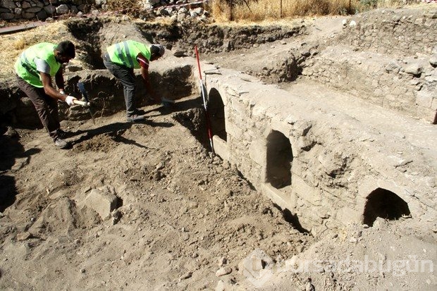 450 yıllık mahalle gün yüzüne çıkarılıyor