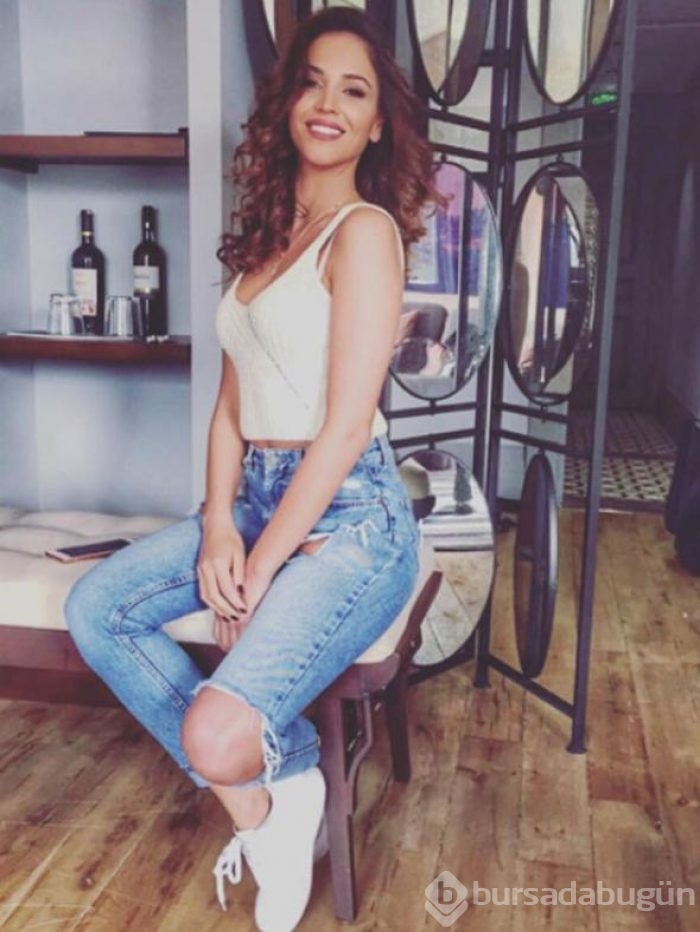  Survivor Berna Keklikler tatilde 