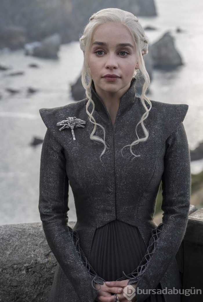 Emilia Clarke'tan (Daenerys Targaryen) Game of Thrones paylaşımı