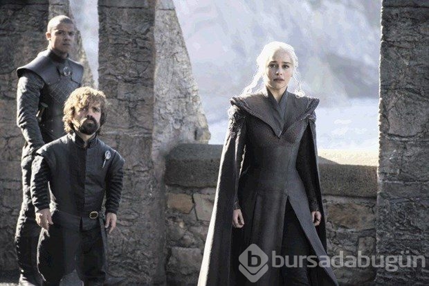 Emilia Clarke'tan (Daenerys Targaryen) Game of Thrones paylaşımı