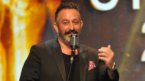 Cem Yılmaz sosyal medyayı terk etti!