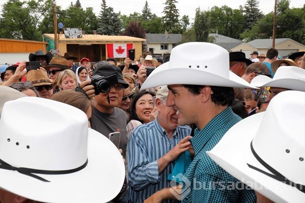 Justin Trudeau "kovboy" oldu