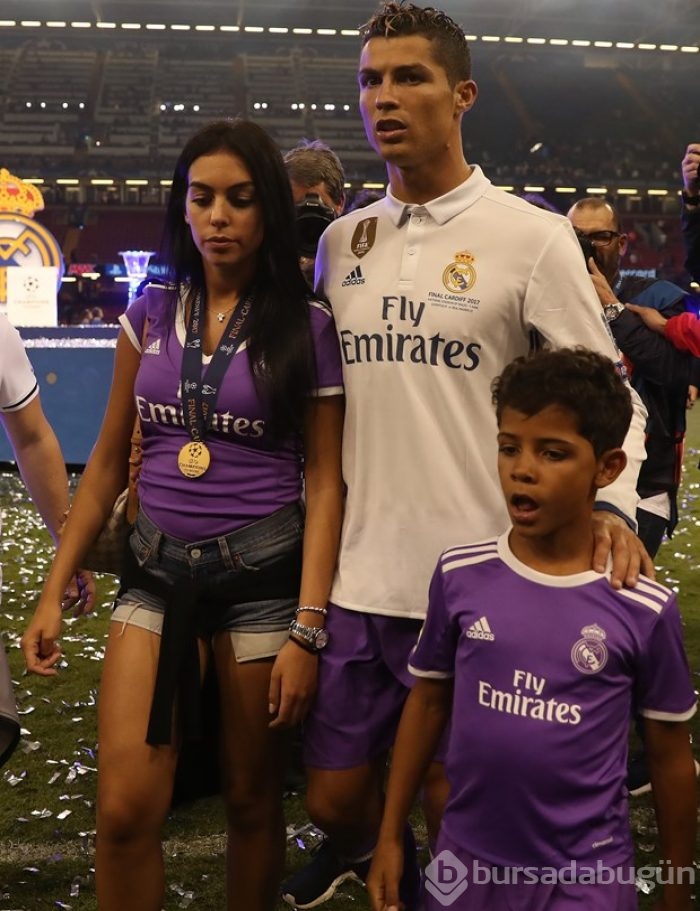 Cristiano Ronaldo'ya taşıyıcı anne eleştirisi: Suçlu Ronaldo'nun annesi