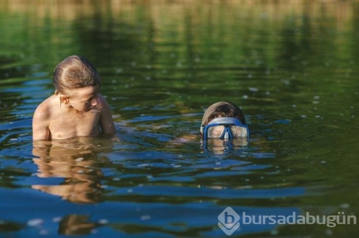 Çocuklarıyla teknolojiden uzak bir tatil geçirip fotoğrafladı