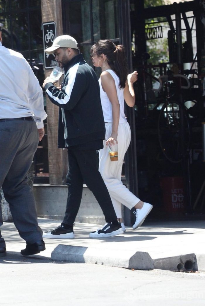 Selena Gomez ve The Weeknd Öğle Yemeğinde Buluştu