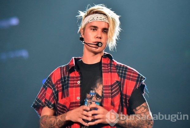 Justin Bieber konserlerini iptal etti