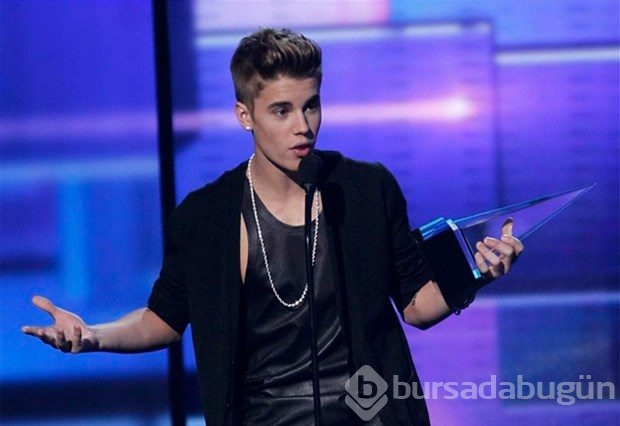 Justin Bieber konserlerini iptal etti