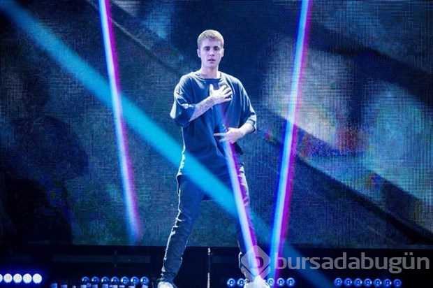 Justin Bieber konserlerini iptal etti