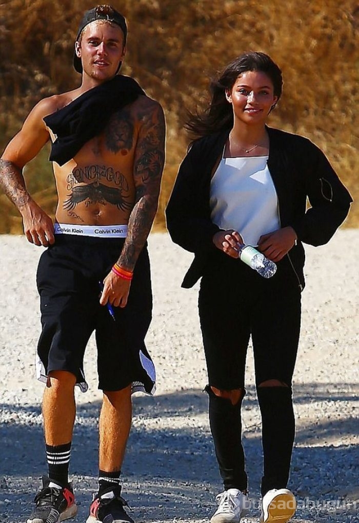 Justin Bieber konserlerini iptal etti