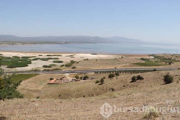 Manisa'da 3 bin 500 yıllık tahıl ambarı
