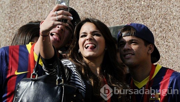 Neymar ile Demi Lovato birlikte mi?