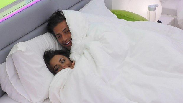 İngiltere'de aşk yarışmasının galibi Kemal Çetinay oldu